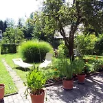 An Der Waldquelle * Portschach am Woerthersee